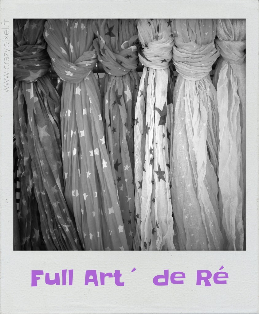Polareid Full Art de Ré ©Crazy Pixel Polareid foulards marché de Ré